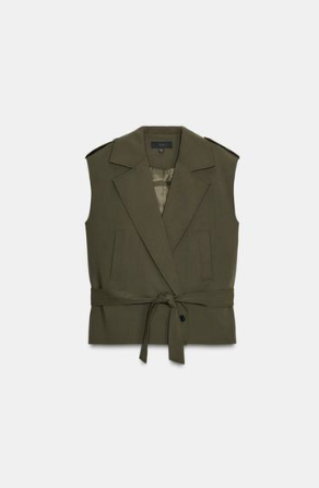 SHOULDER PAD BELTED VEST (Zara)
